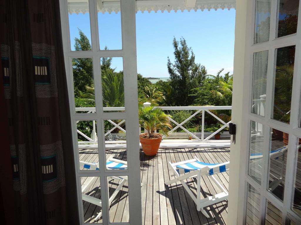 Bed And Breakfast Maison Papaye La Gaulette Rum bild